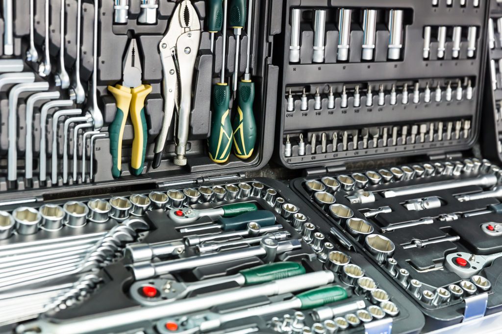 Professional mechanical tools for auto service